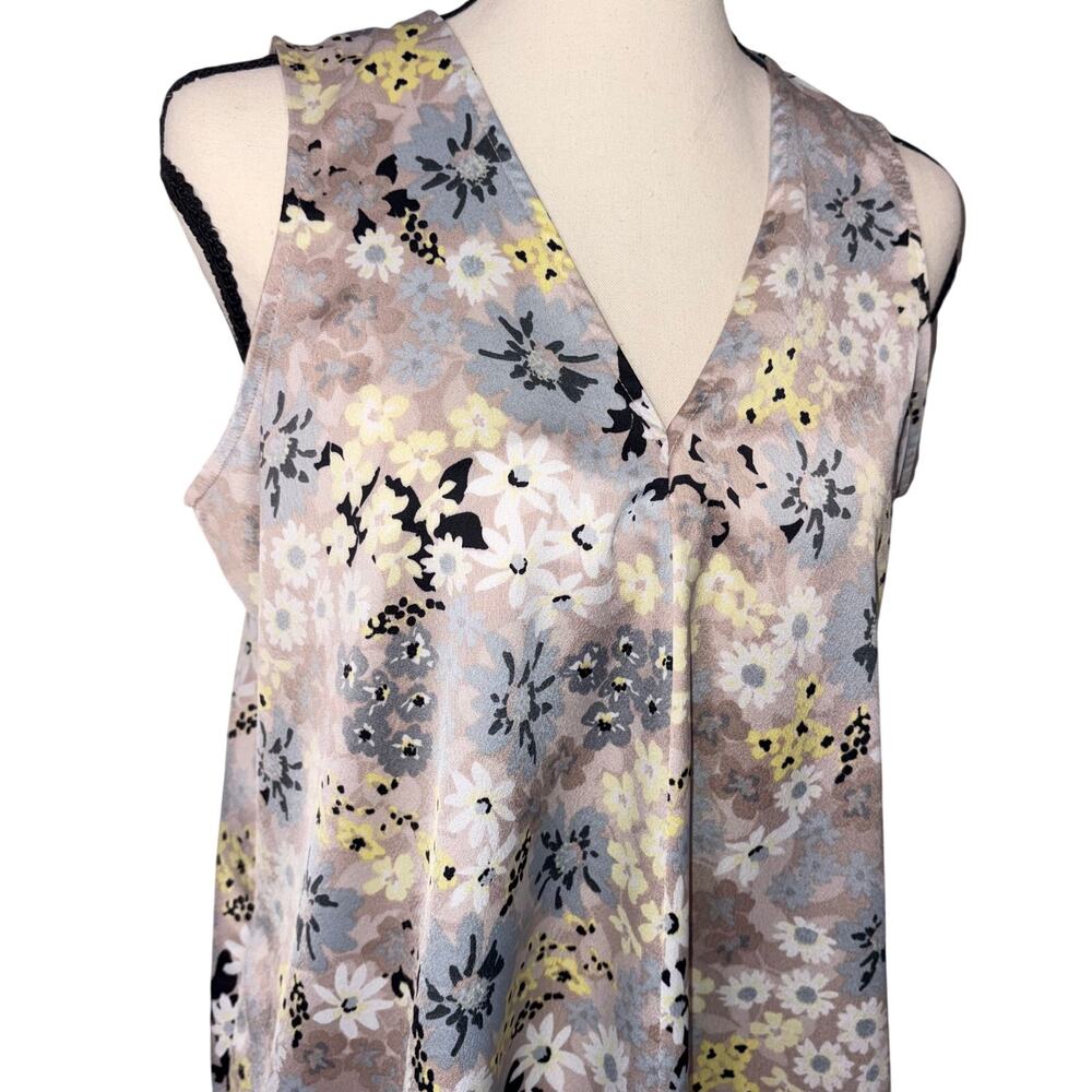 Calvin Klein Sliky Light Weight Sleeveless Blouse‎ Floral Daisy Polished Casual
